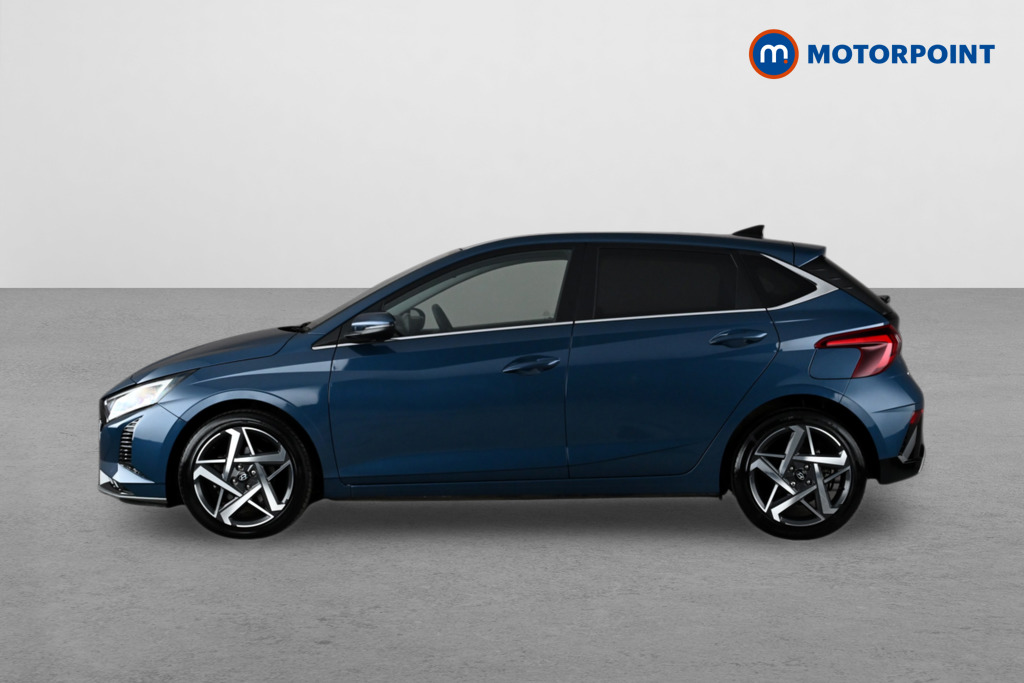 Hyundai I20 Premium Automatic Petrol Hatchback - Stock Number (1639528) - Passenger side