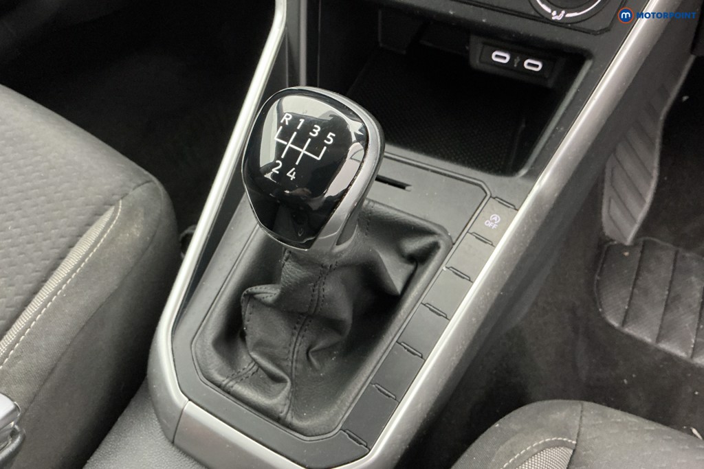 Volkswagen Polo Life Manual Petrol Hatchback - Stock Number (1640363) - 15th supplementary image
