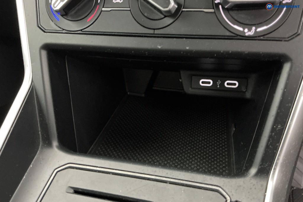Volkswagen Polo Life Manual Petrol Hatchback - Stock Number (1640363) - 16th supplementary image