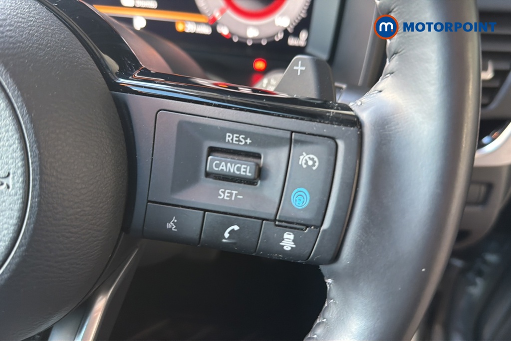 Nissan Qashqai Tekna Automatic Petrol SUV - Stock Number (1642341) - 3rd supplementary image