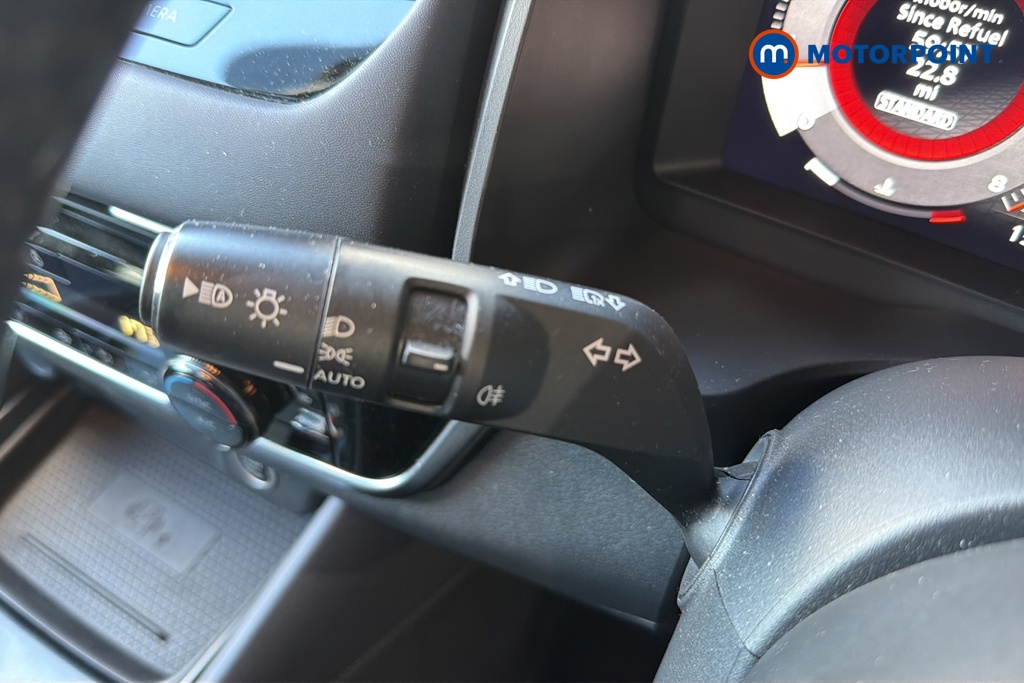 Nissan Qashqai Tekna Automatic Petrol SUV - Stock Number (1642341) - 5th supplementary image