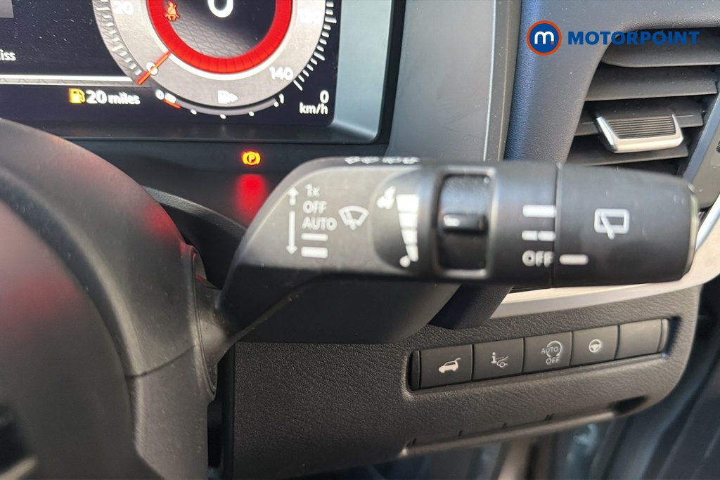 Nissan Qashqai Tekna Automatic Petrol SUV - Stock Number (1642341) - 6th supplementary image