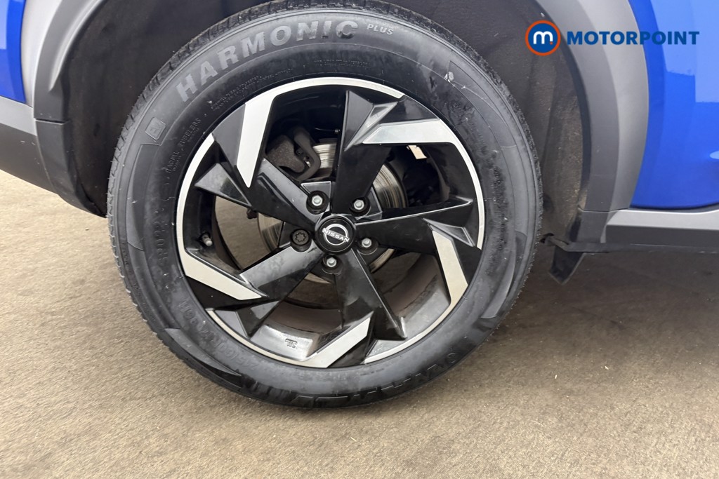 Nissan Juke N-Connecta Manual Petrol SUV - Stock Number (1642362) - 22nd supplementary image