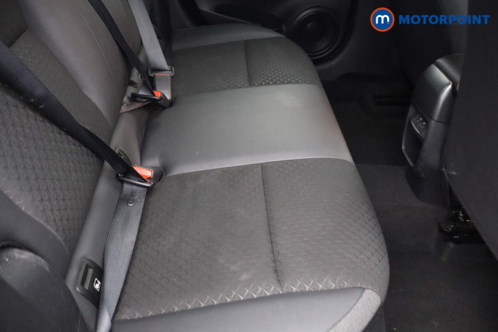 Nissan Juke N-Connecta Automatic Petrol SUV - Stock Number (1642376) - 9th supplementary image