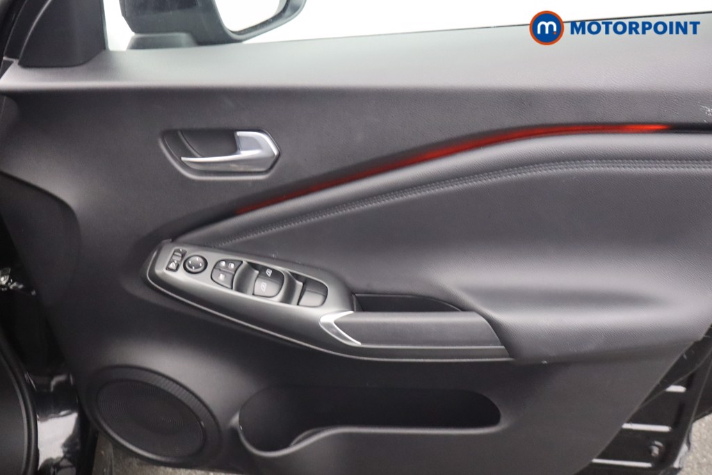 Nissan Juke N-Connecta Automatic Petrol SUV - Stock Number (1642376) - 11th supplementary image