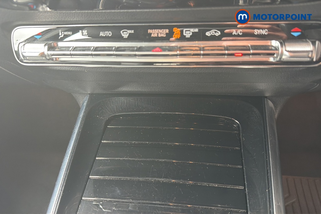 Mercedes-Benz GLA Sport Automatic Petrol SUV - Stock Number (1642588) - 12th supplementary image