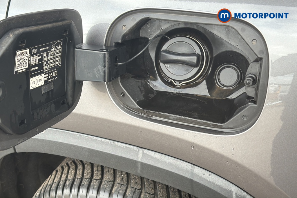 Mercedes-Benz GLA Sport Automatic Petrol SUV - Stock Number (1642588) - 41st supplementary image