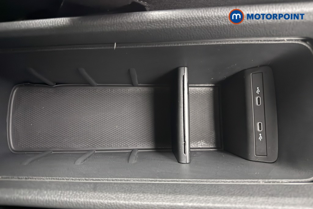 Volkswagen Id.3 Family Pro Automatic Electric Hatchback - Stock Number (1643404) - 12th supplementary image