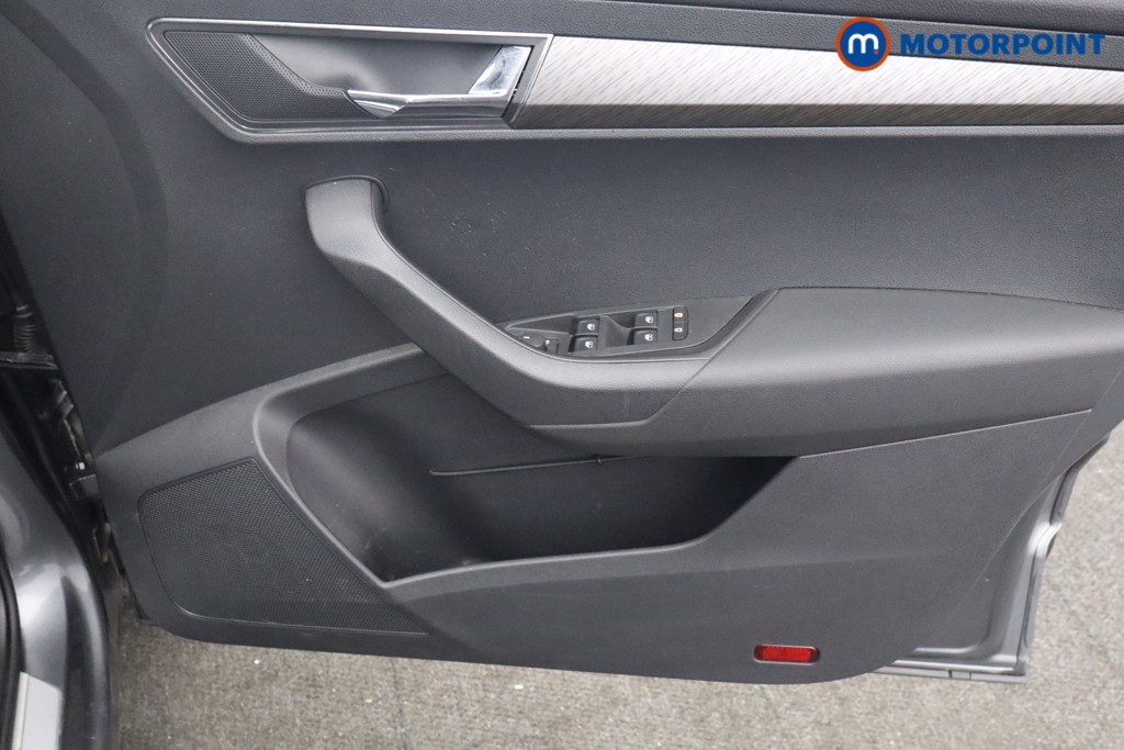 Skoda Karoq Se L Manual Petrol SUV - Stock Number (1643975) - 10th supplementary image