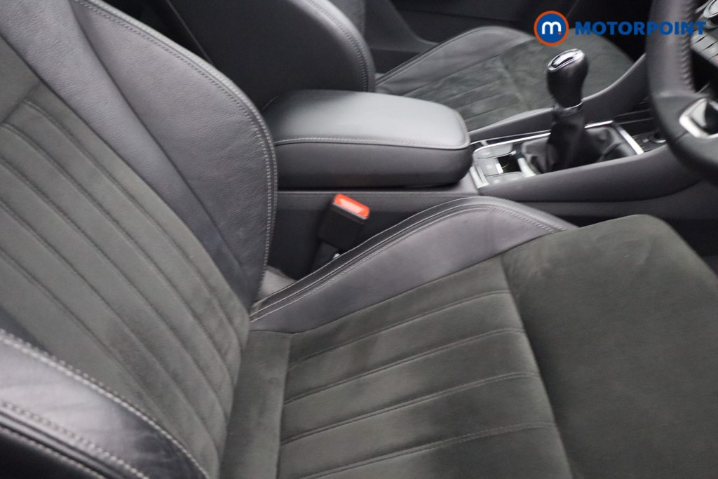 Skoda Karoq Se L Manual Petrol SUV - Stock Number (1643975) - 12th supplementary image