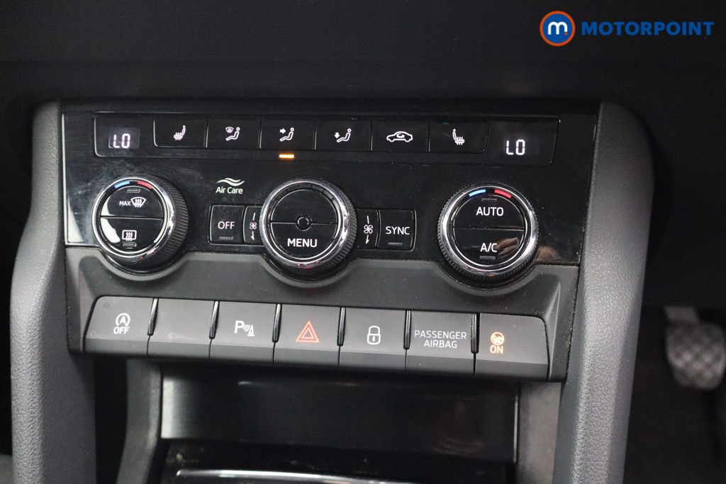 Skoda Karoq Se L Manual Petrol SUV - Stock Number (1643975) - 17th supplementary image