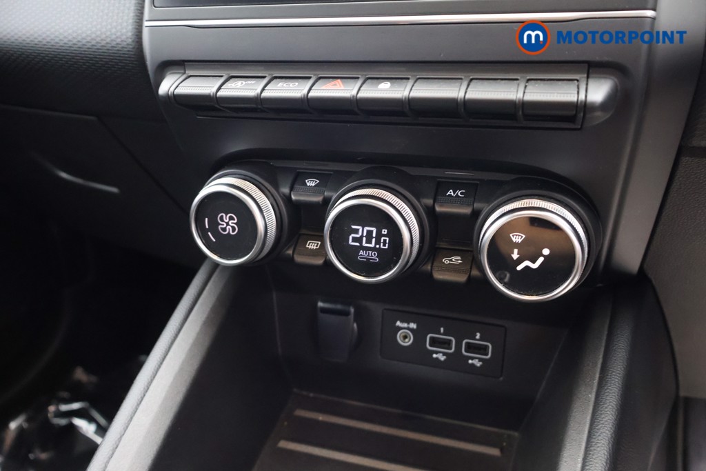 Renault Clio Evolution Manual Petrol Hatchback - Stock Number (1644547) - 6th supplementary image