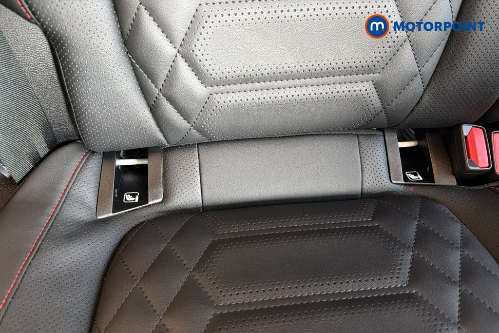Ford Focus St-Line X Automatic Petrol Estate - Stock Number (1644621) - 27th supplementary image