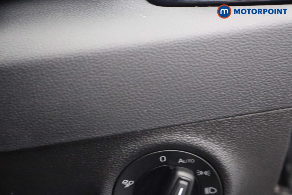 Skoda Karoq Sportline Edition Automatic Petrol SUV - Stock Number (1644908) - 14th supplementary image
