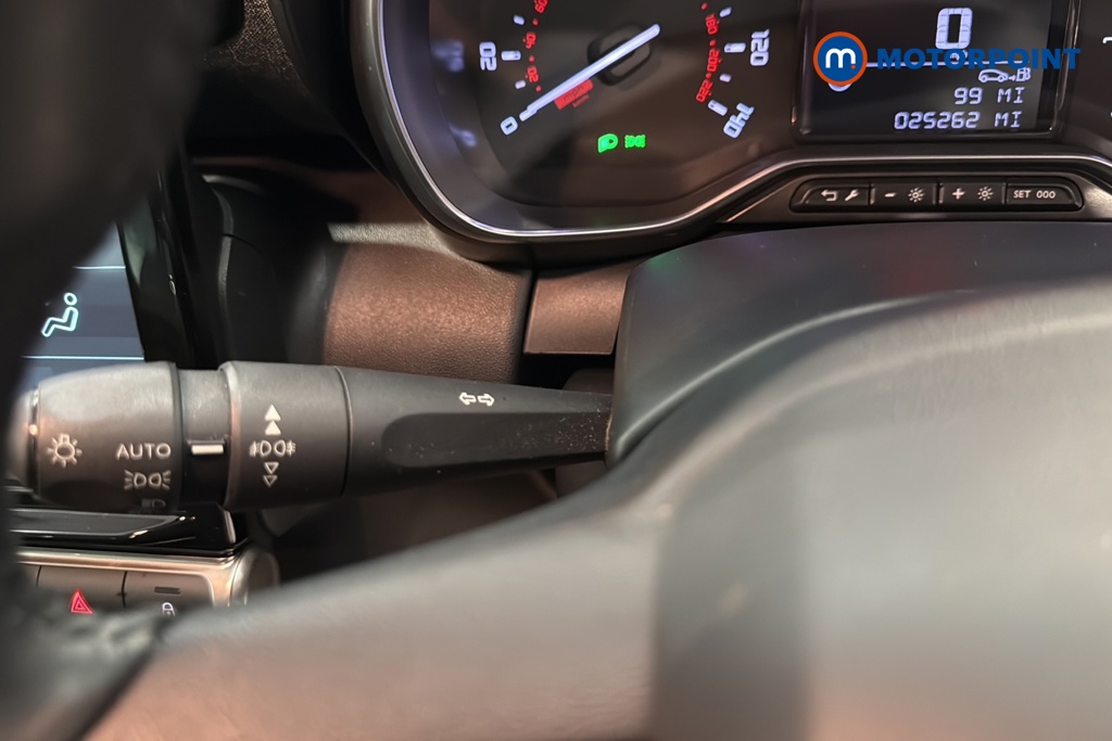 Citroen C3 Aircross Shine Plus Manual Petrol SUV - Stock Number (1644966) - 5th supplementary image