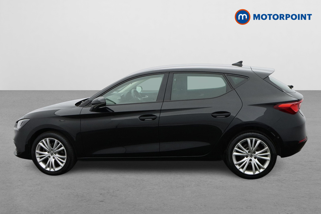 Seat Leon Se Dynamic Manual Petrol Hatchback - Stock Number (1645139) - Passenger side