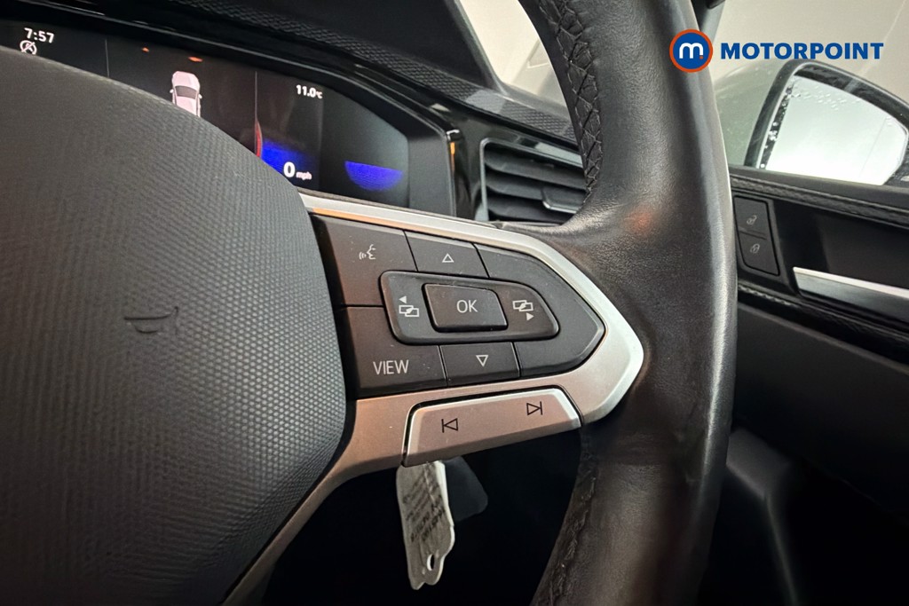 Volkswagen Polo Life Manual Petrol Hatchback - Stock Number (1645190) - 4th supplementary image