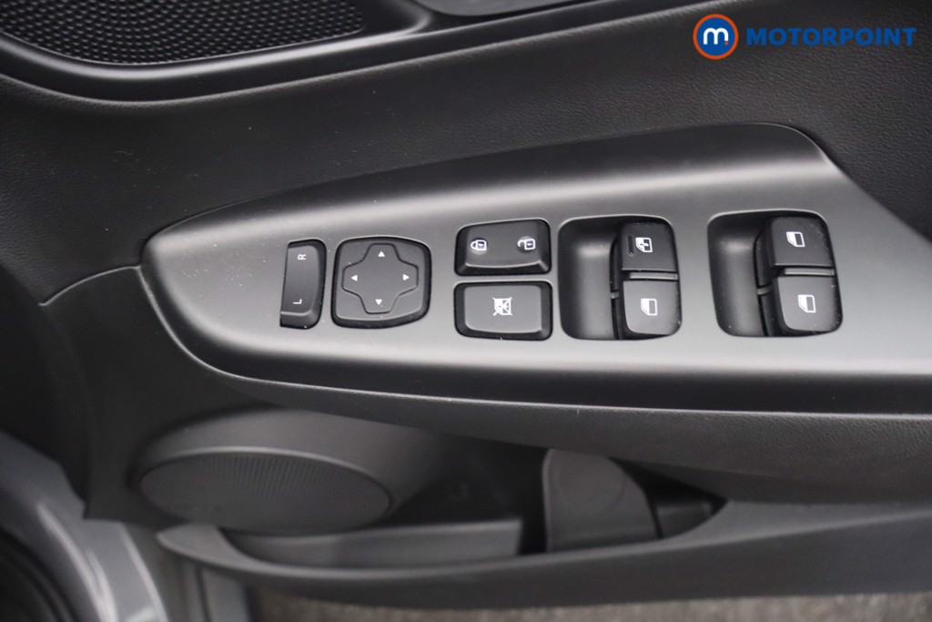 Hyundai Kona Se Connect Automatic Electric SUV - Stock Number (1645436) - 15th supplementary image