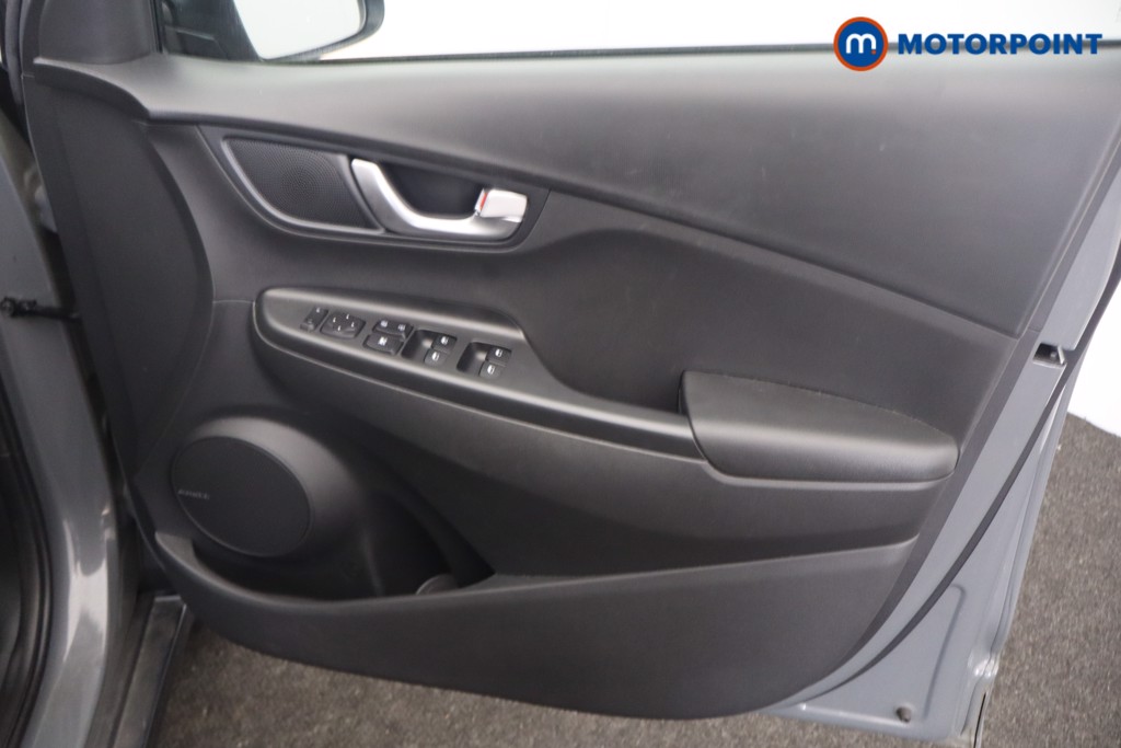 Hyundai Kona Se Connect Automatic Electric SUV - Stock Number (1645436) - 16th supplementary image