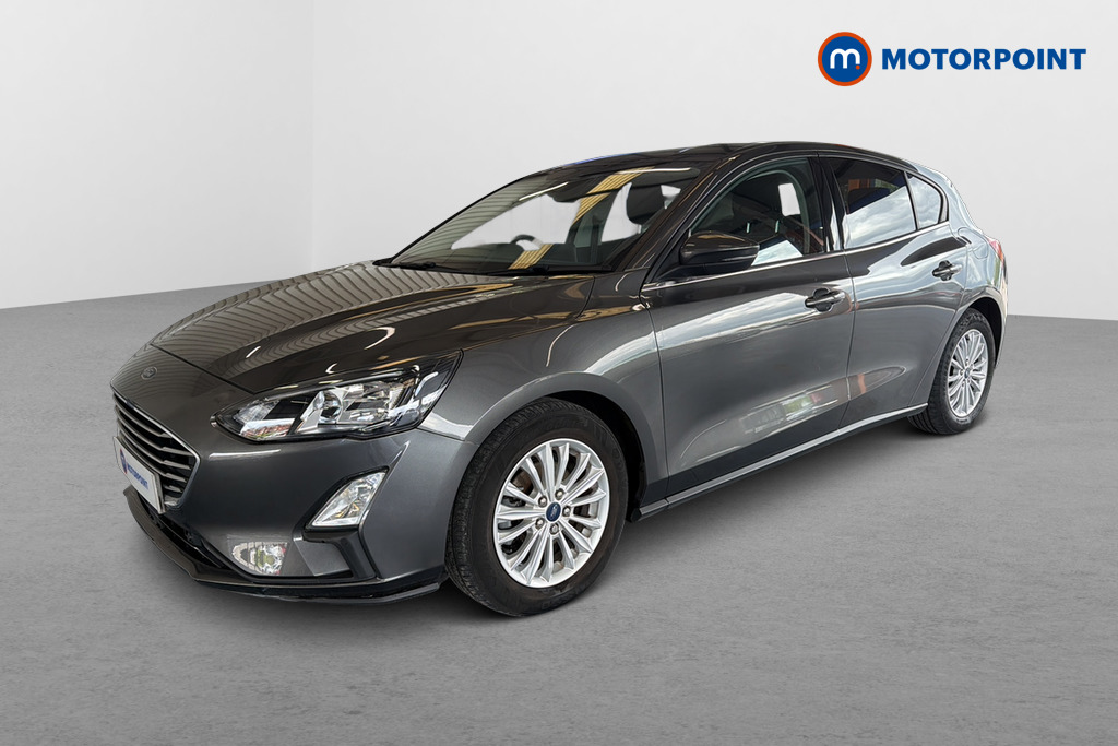 Ford Focus Titanium Manual Petrol Hatchback - Stock Number (1645795) - Passenger side front corner