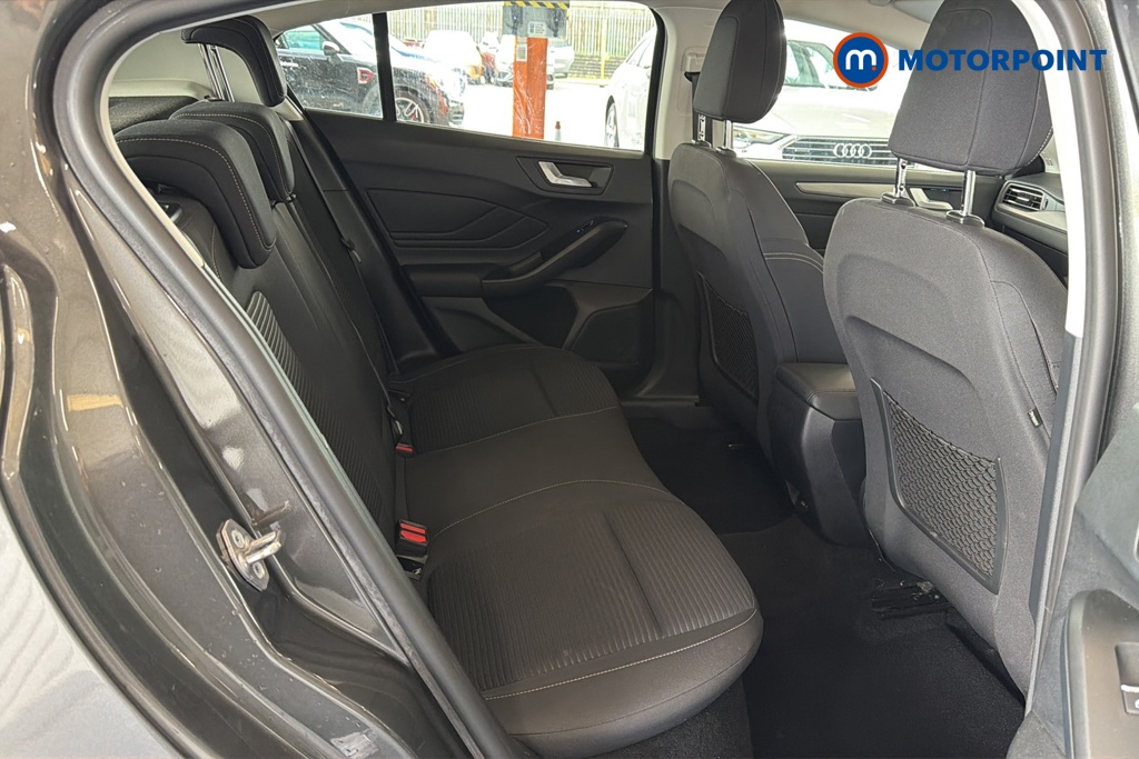 Ford Focus Titanium Manual Petrol Hatchback - Stock Number (1645795) - 25th supplementary image