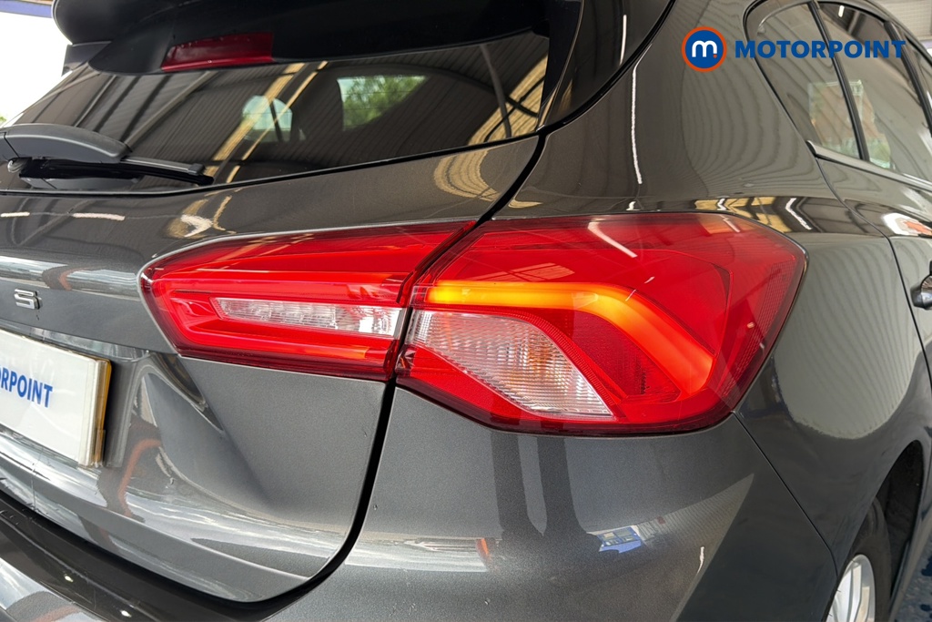 Ford Focus Titanium Manual Petrol Hatchback - Stock Number (1645795) - 36th supplementary image