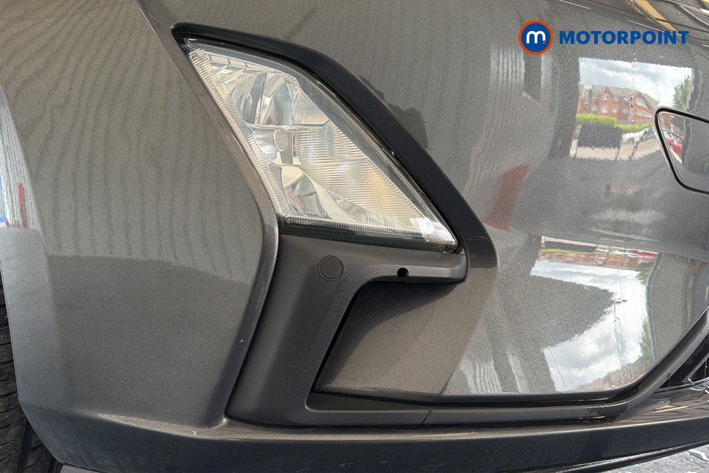 Ford Focus Titanium Manual Petrol Hatchback - Stock Number (1645795) - 38th supplementary image