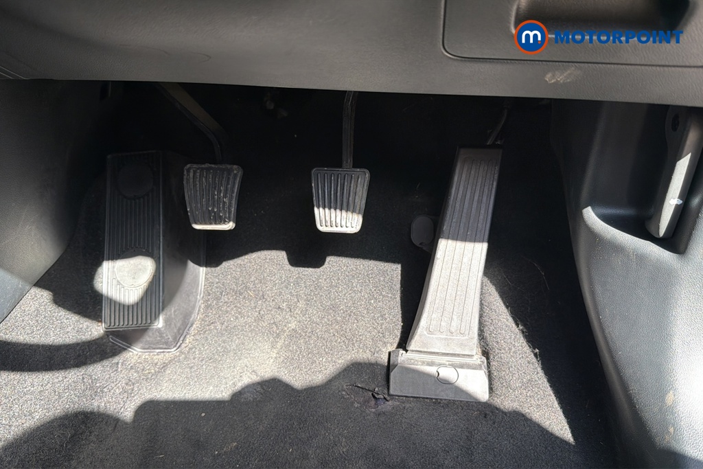 Hyundai Tucson Se Connect Manual Petrol SUV - Stock Number (1645917) - 24th supplementary image