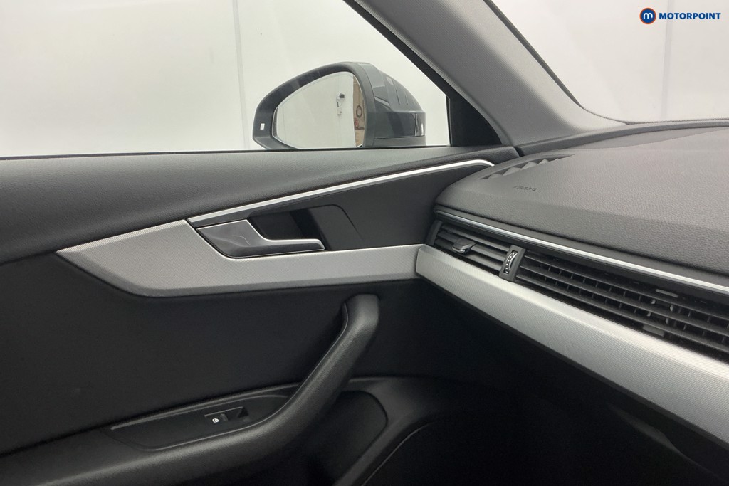 Audi A4 Sport Automatic Petrol Estate - Stock Number (1646205) - 19th supplementary image
