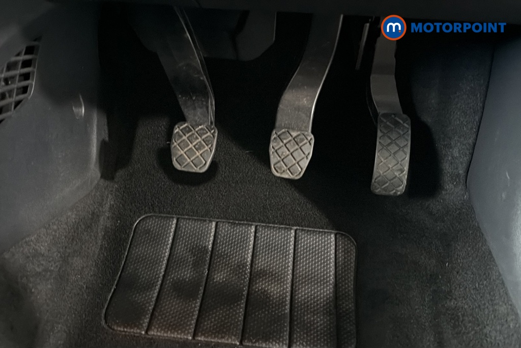 Volkswagen UP Black Edition Manual Petrol Hatchback - Stock Number (1646487) - 24th supplementary image