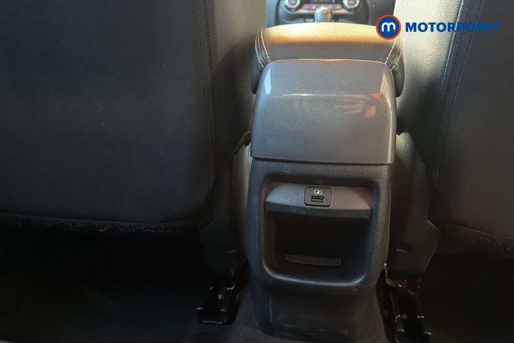 Nissan Juke N-Connecta Automatic Petrol SUV - Stock Number (1646512) - 28th supplementary image
