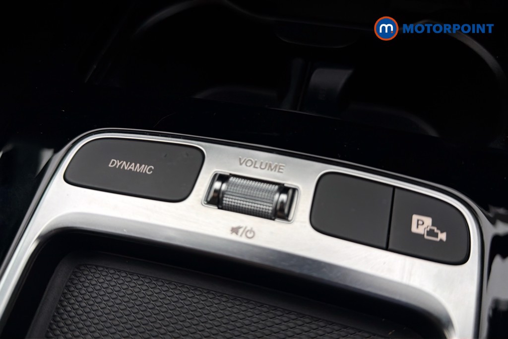 Mercedes-Benz A Class Amg Line Automatic Petrol Hatchback - Stock Number (1646588) - 18th supplementary image