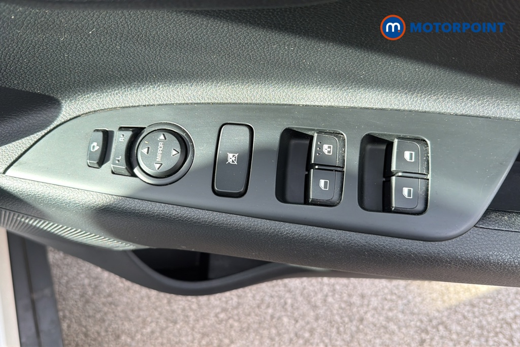 KIA Stonic 2 Manual Petrol SUV - Stock Number (1647138) - 19th supplementary image
