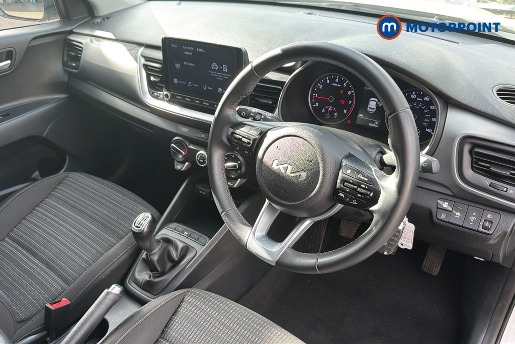KIA Stonic 2 Manual Petrol SUV - Stock Number (1647138) - 1st supplementary image