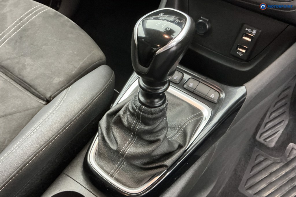 Vauxhall Crossland Ultimate Manual Petrol SUV - Stock Number (1647168) - 15th supplementary image