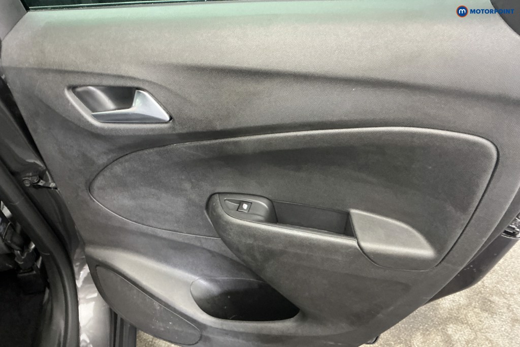 Vauxhall Crossland Ultimate Manual Petrol SUV - Stock Number (1647168) - 26th supplementary image