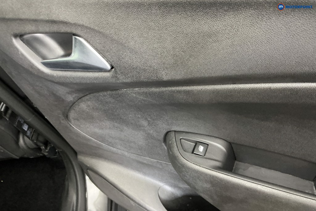 Vauxhall Crossland Ultimate Manual Petrol SUV - Stock Number (1647168) - 27th supplementary image