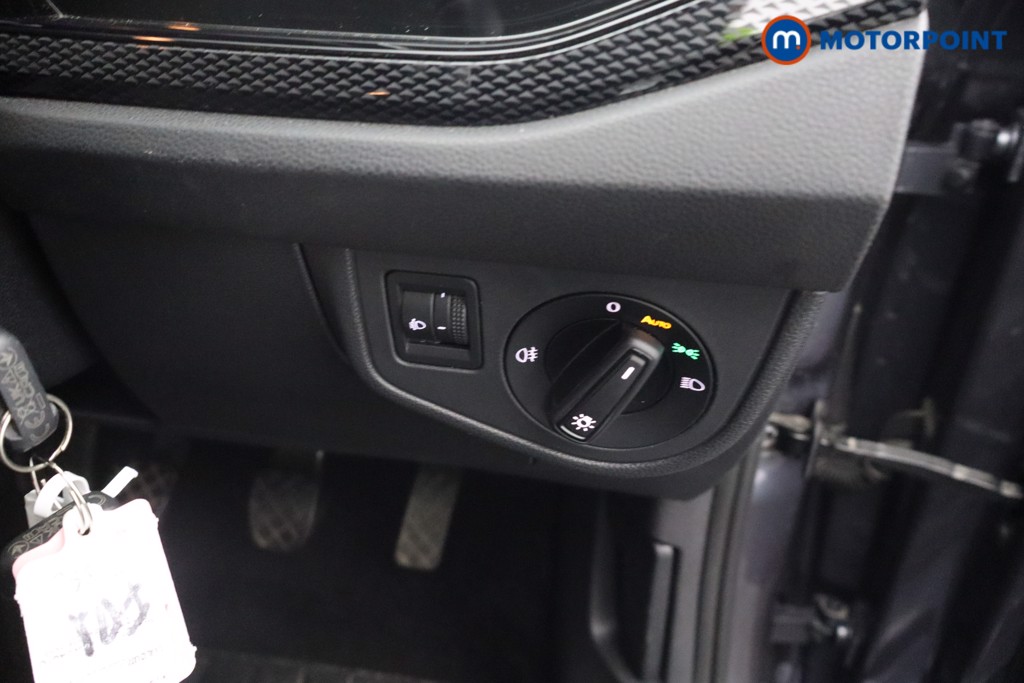 Volkswagen Polo Life Manual Petrol Hatchback - Stock Number (1647937) - 8th supplementary image