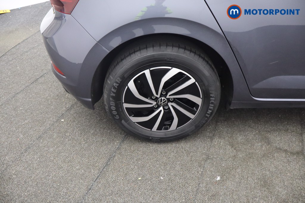 Volkswagen Polo Life Manual Petrol Hatchback - Stock Number (1647937) - 17th supplementary image