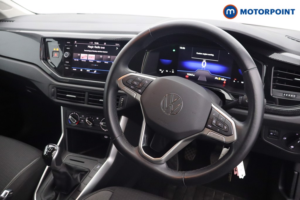 Volkswagen Polo Life Manual Petrol Hatchback - Stock Number (1647937) - 1st supplementary image