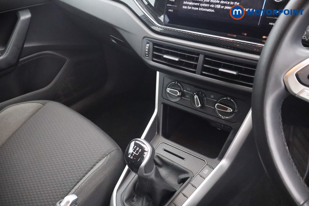 Volkswagen Polo Life Manual Petrol Hatchback - Stock Number (1647949) - 7th supplementary image
