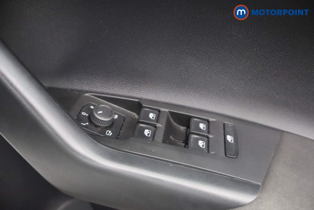 Volkswagen Polo Life Manual Petrol Hatchback - Stock Number (1647949) - 10th supplementary image