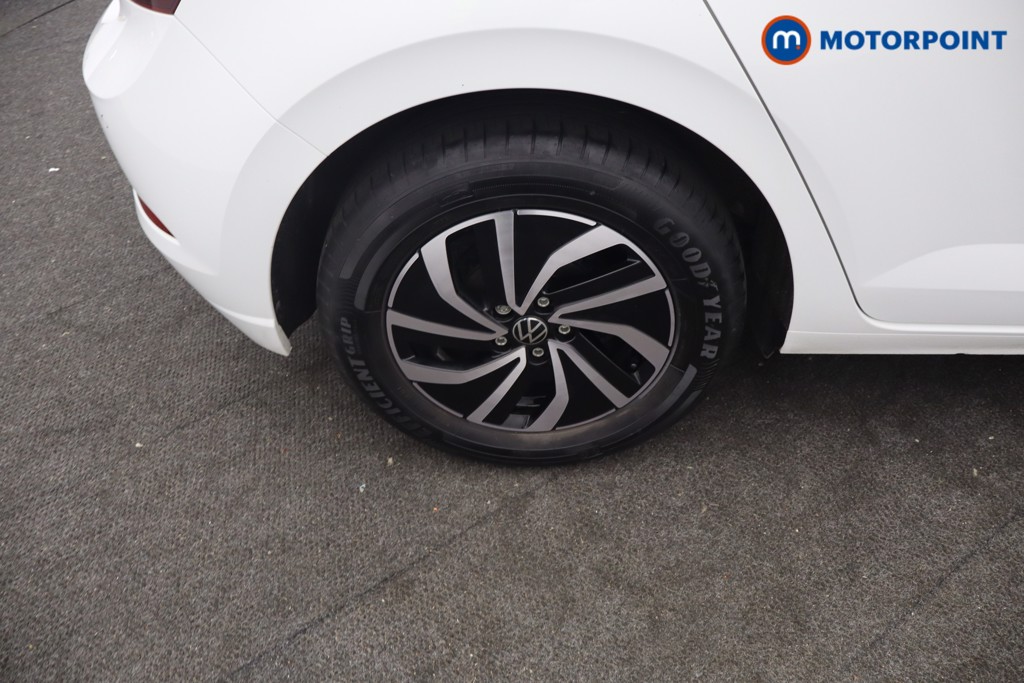 Volkswagen Polo Life Manual Petrol Hatchback - Stock Number (1647949) - 20th supplementary image