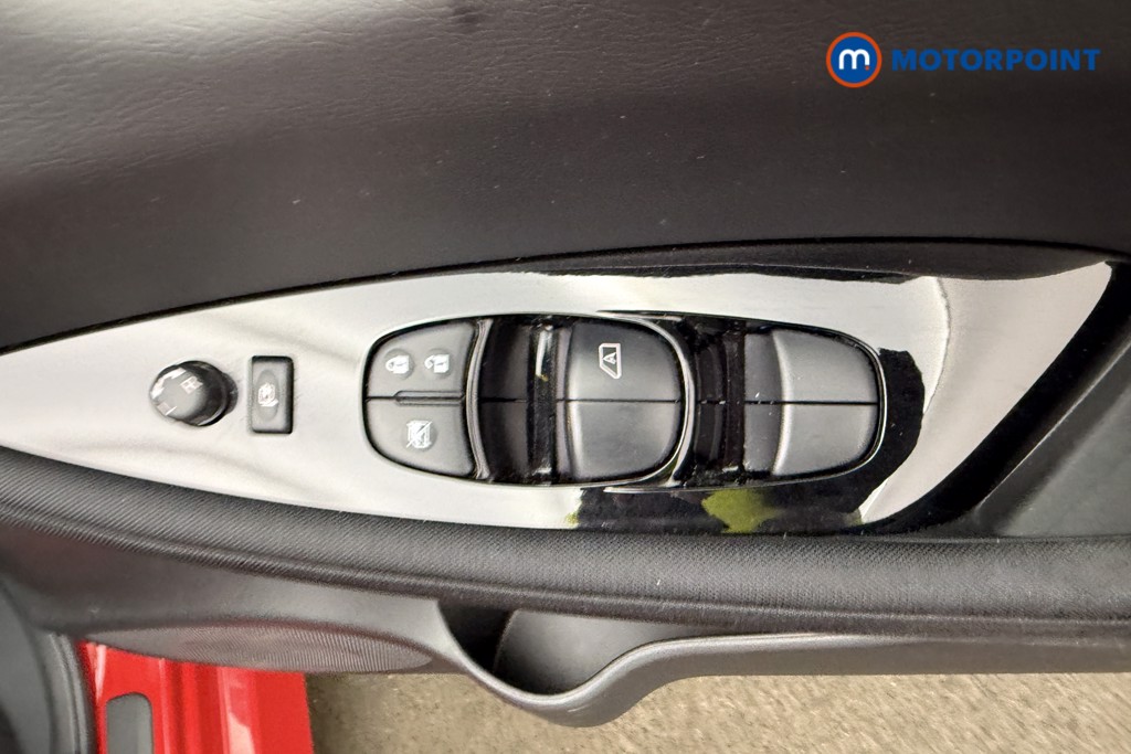 Nissan Leaf N-Connecta Automatic Electric Hatchback - Stock Number (1648154) - 3rd supplementary image