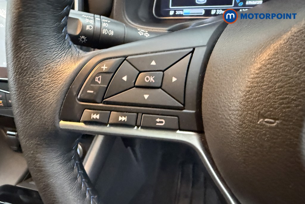 Nissan Leaf N-Connecta Automatic Electric Hatchback - Stock Number (1648154) - 7th supplementary image