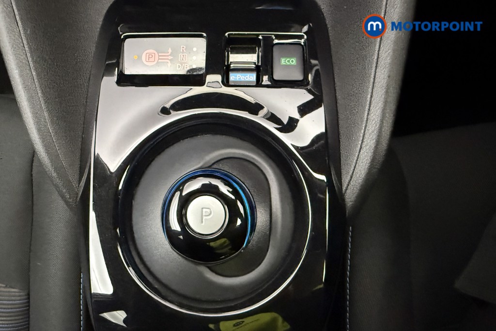 Nissan Leaf N-Connecta Automatic Electric Hatchback - Stock Number (1648154) - 11th supplementary image