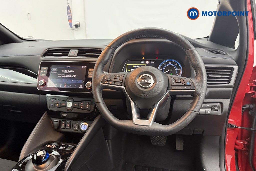 Nissan Leaf N-Connecta Automatic Electric Hatchback - Stock Number (1648154) - 1st supplementary image