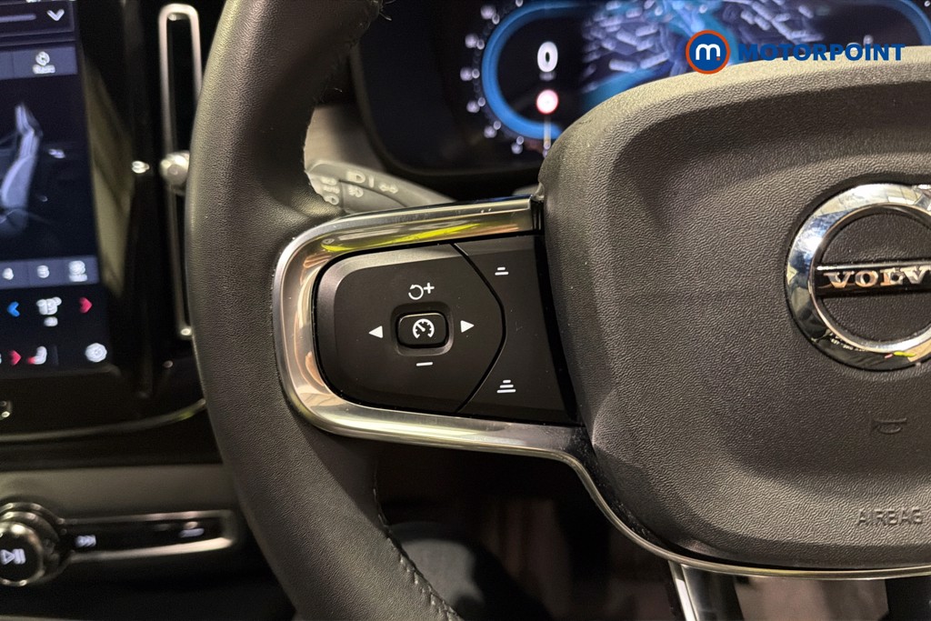 Volvo Xc40 Core Automatic Petrol SUV - Stock Number (1648291) - 3rd supplementary image