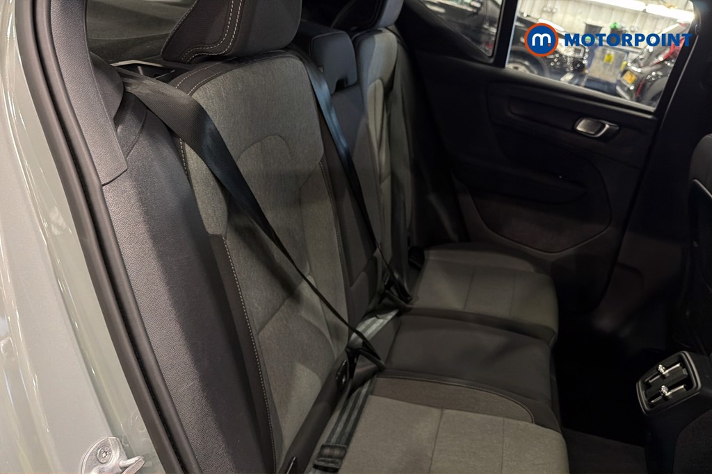 Volvo Xc40 Core Automatic Petrol SUV - Stock Number (1648291) - 28th supplementary image