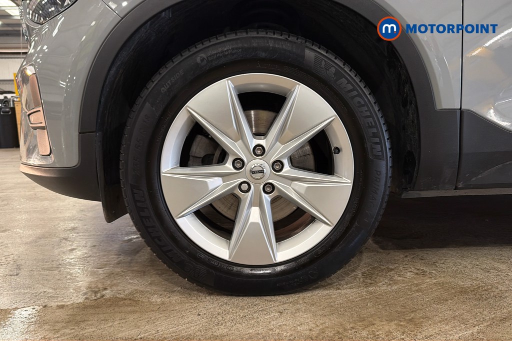 Volvo Xc40 Core Automatic Petrol SUV - Stock Number (1648291) - 47th supplementary image